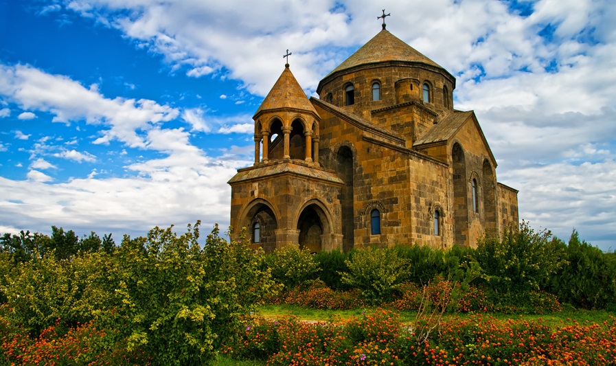 Храм Рипсиме Армения