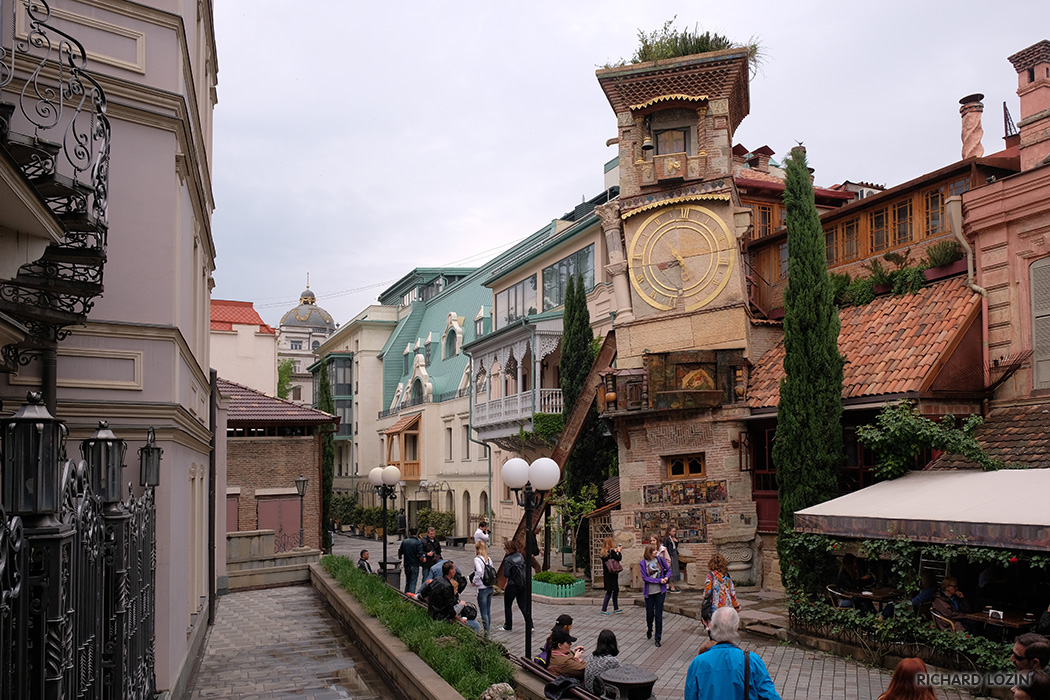 Street грузия. Тбилиси центр старый город. Улица Шардени Тбилиси. Тбилиси старый город улочки. Старый город Тбилиси (г. Тбилиси).